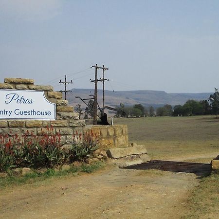 Petra'S Country Guesthouse Vryheid Bagian luar foto