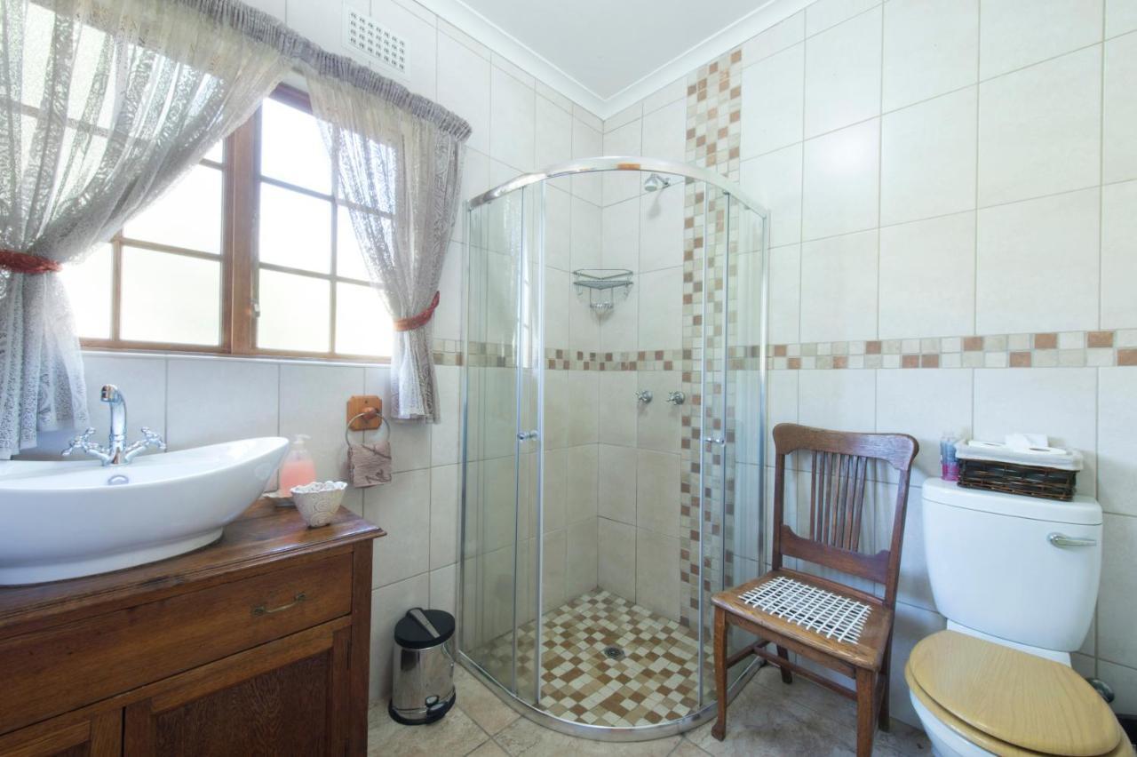 Petra'S Country Guesthouse Vryheid Ruang foto